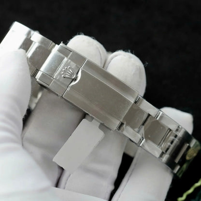 Cosmograph Daytona 40mm White Gold Silver Diamond Dial Diamond Bezel M126539TBR